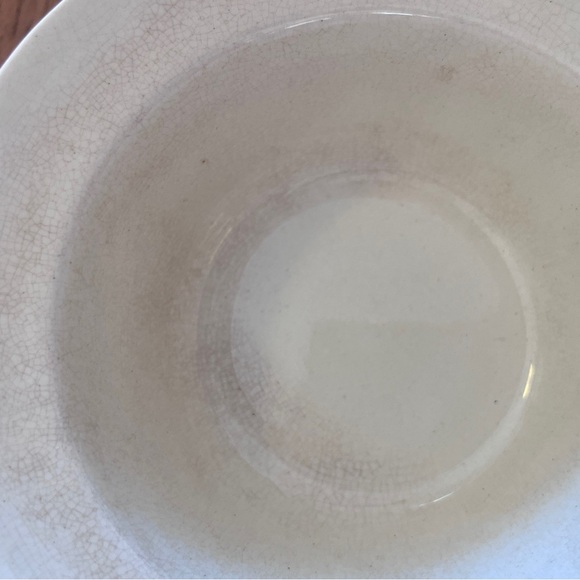 Wedgwood 3 Patrician Creamware Soup Bowls READ with chips, staining and spotting - Picture 6 of 11